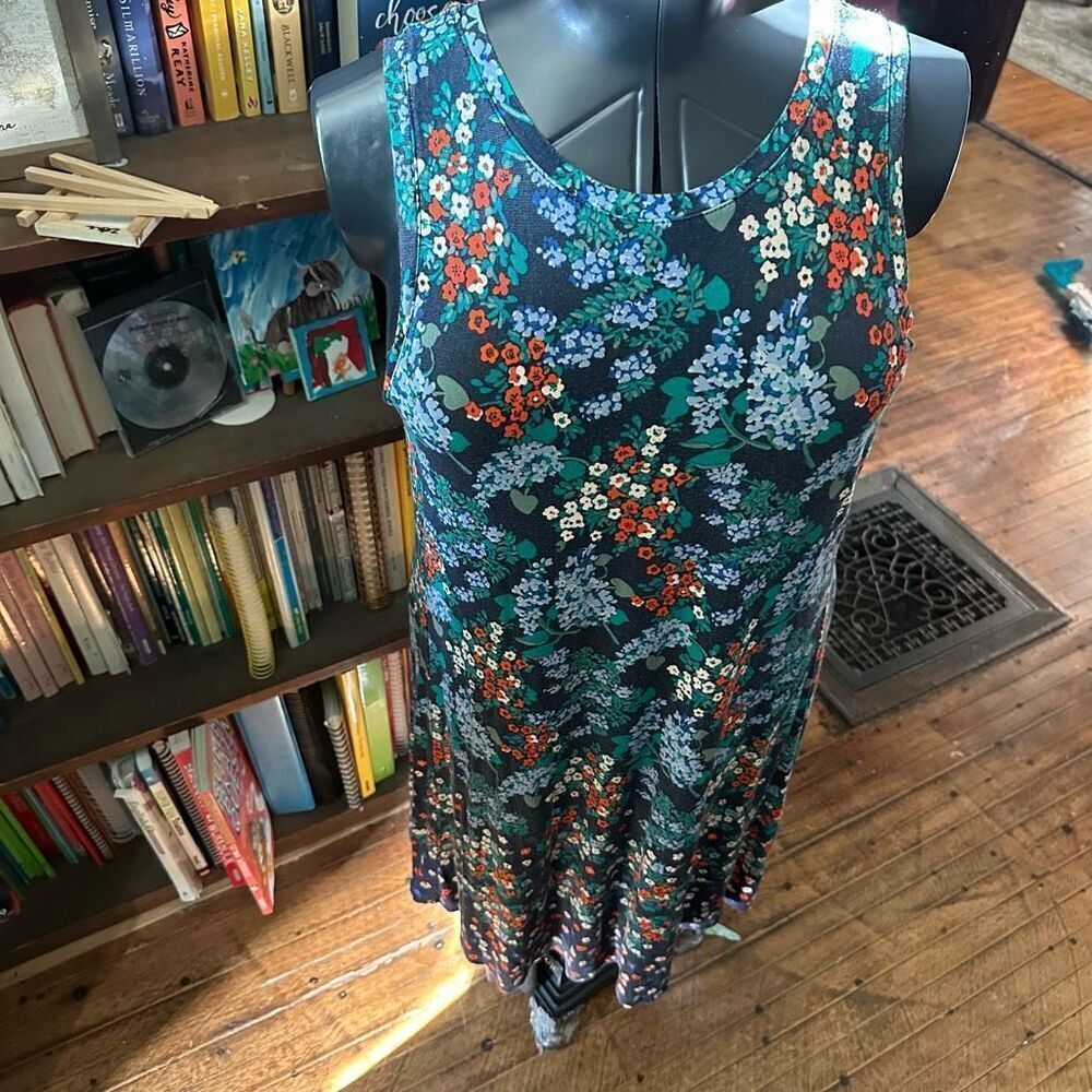Loft blue &โred flower print knit travelcore lounge L dress